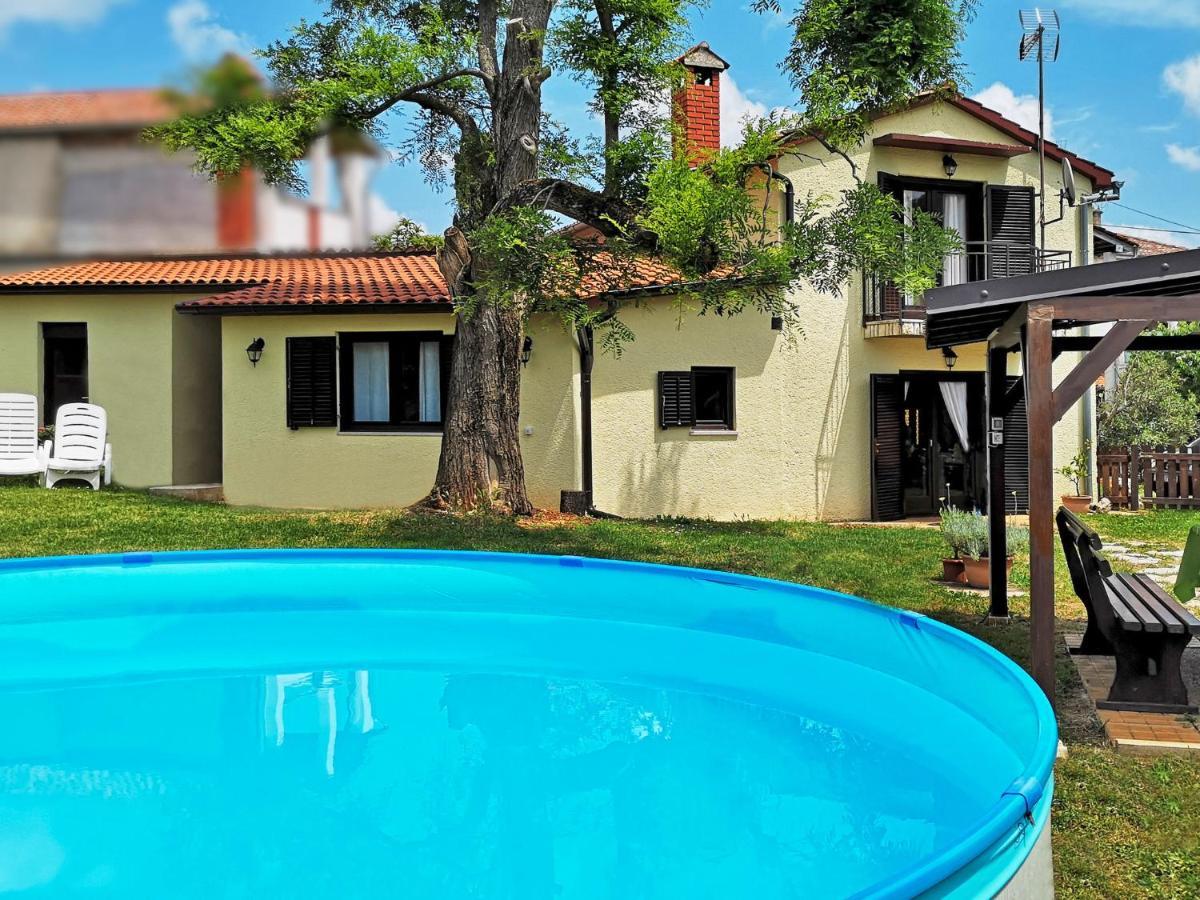 Holiday Home Sara - Prc136 By Interhome Poreč Buitenkant foto